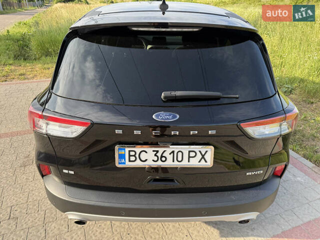 Черный Форд Эскейп, объемом двигателя 1.5 л и пробегом 42 тыс. км за 16500 $, фото 7 на Automoto.ua