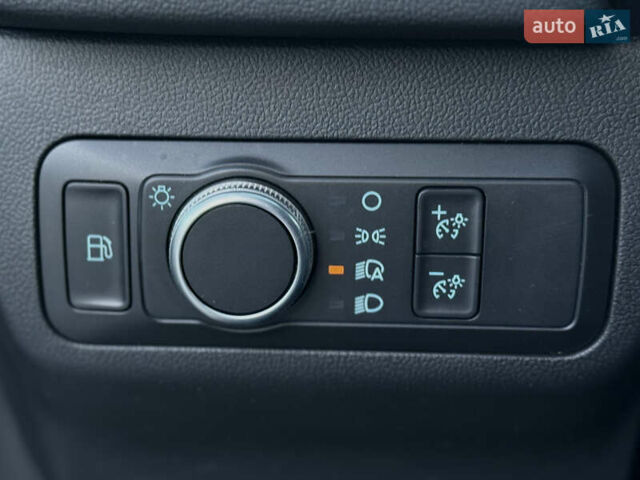 Чорний Форд Ескейп, об'ємом двигуна 2.49 л та пробігом 117 тис. км за 22650 $, фото 33 на Automoto.ua