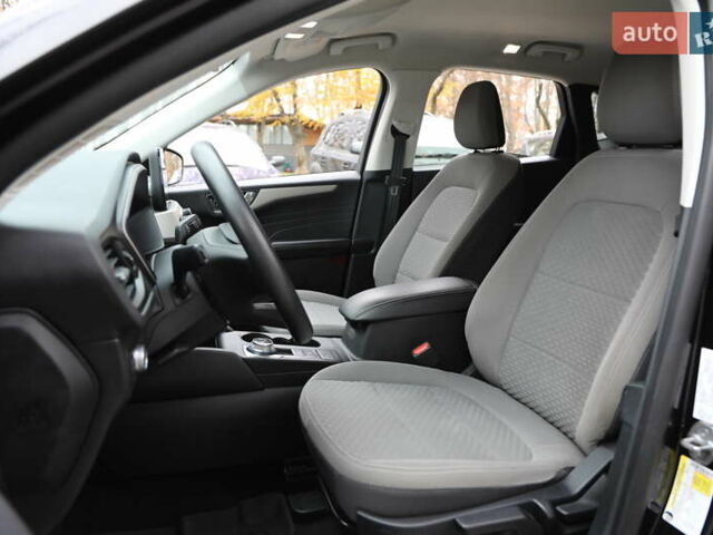 Черный Форд Эскейп, объемом двигателя 0 л и пробегом 101 тыс. км за 20000 $, фото 7 на Automoto.ua