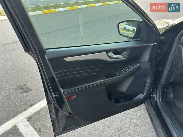Черный Форд Эскейп, объемом двигателя 1.5 л и пробегом 53 тыс. км за 16900 $, фото 19 на Automoto.ua