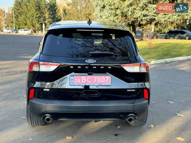 Черный Форд Эскейп, объемом двигателя 1.5 л и пробегом 68 тыс. км за 16500 $, фото 6 на Automoto.ua