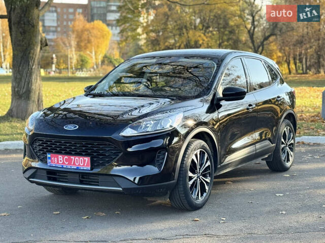 Черный Форд Эскейп, объемом двигателя 1.5 л и пробегом 68 тыс. км за 16500 $, фото 12 на Automoto.ua