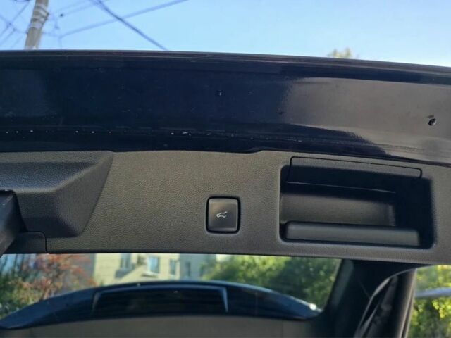 Черный Форд Эскейп, объемом двигателя 1.5 л и пробегом 56 тыс. км за 9600 $, фото 12 на Automoto.ua