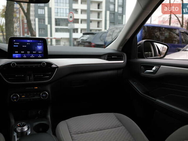 Черный Форд Эскейп, объемом двигателя 0 л и пробегом 101 тыс. км за 20000 $, фото 13 на Automoto.ua