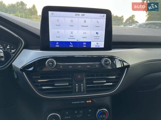 Черный Форд Эскейп, объемом двигателя 1.5 л и пробегом 53 тыс. км за 16900 $, фото 35 на Automoto.ua