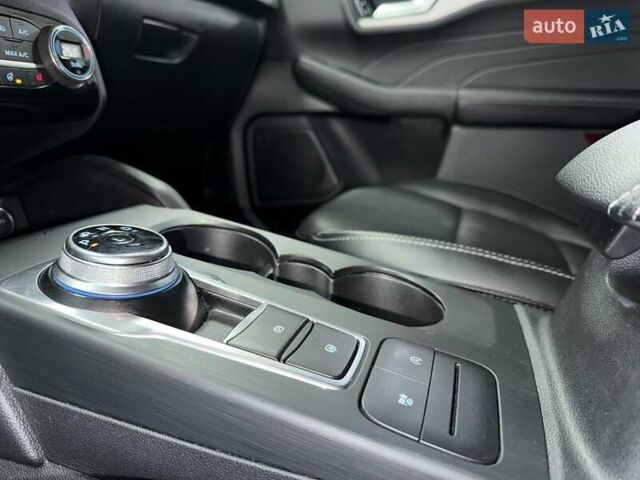 Чорний Форд Ескейп, об'ємом двигуна 1.5 л та пробігом 177 тис. км за 17000 $, фото 15 на Automoto.ua