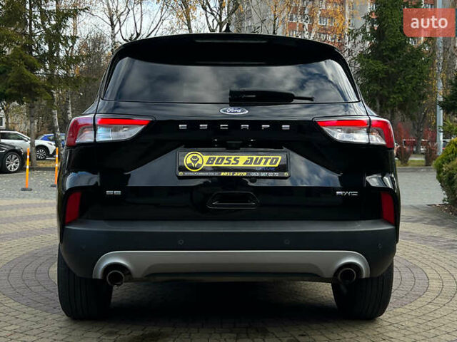 Чорний Форд Ескейп, об'ємом двигуна 1.5 л та пробігом 46 тис. км за 16300 $, фото 5 на Automoto.ua