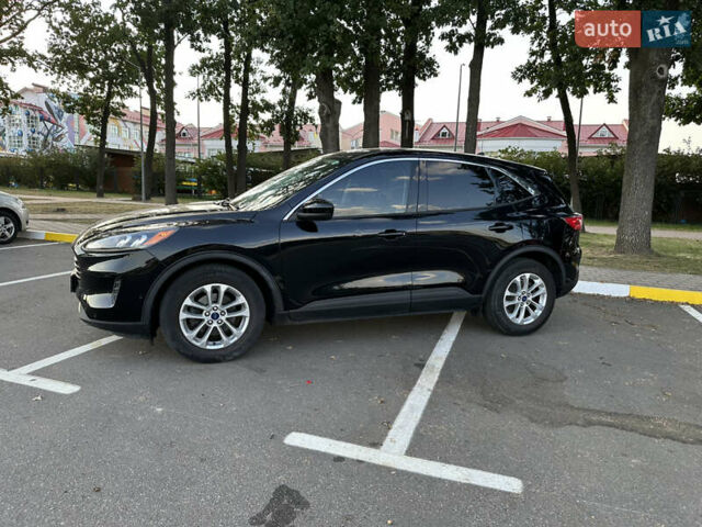 Черный Форд Эскейп, объемом двигателя 1.5 л и пробегом 53 тыс. км за 16900 $, фото 2 на Automoto.ua