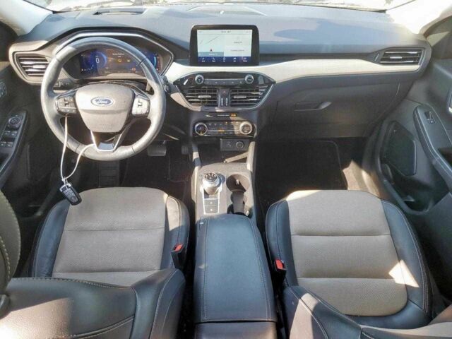 Черный Форд Эскейп, объемом двигателя 2 л и пробегом 43 тыс. км за 5100 $, фото 7 на Automoto.ua