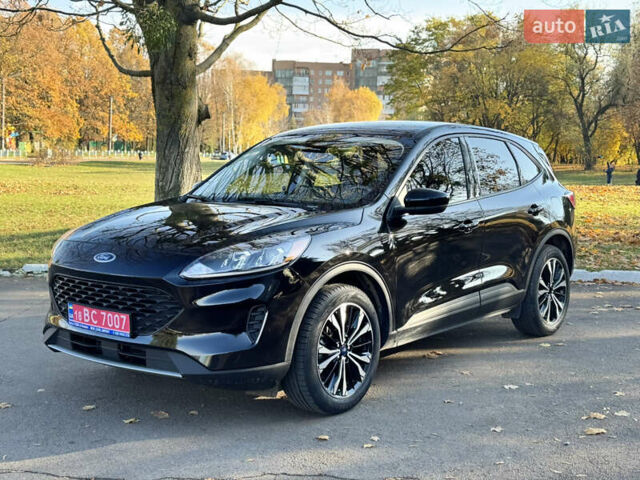 Черный Форд Эскейп, объемом двигателя 1.5 л и пробегом 68 тыс. км за 16500 $, фото 3 на Automoto.ua