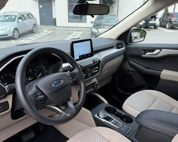 Черный Форд Эскейп, объемом двигателя 1.5 л и пробегом 89 тыс. км за 15199 $, фото 26 на Automoto.ua