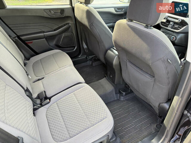Черный Форд Эскейп, объемом двигателя 1.5 л и пробегом 42 тыс. км за 16500 $, фото 18 на Automoto.ua