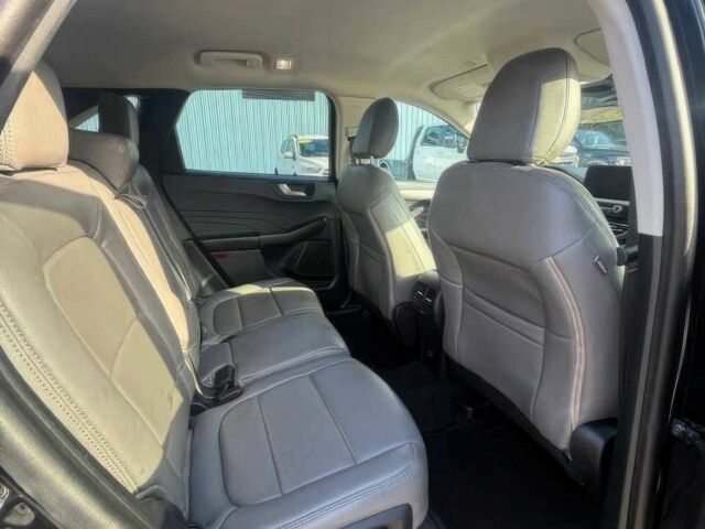 Черный Форд Эскейп, объемом двигателя 1.5 л и пробегом 30 тыс. км за 13100 $, фото 9 на Automoto.ua