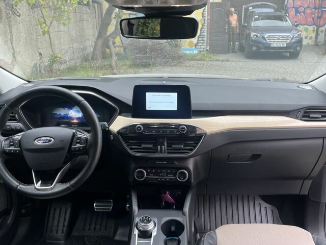 Черный Форд Эскейп, объемом двигателя 0 л и пробегом 60 тыс. км за 23300 $, фото 5 на Automoto.ua