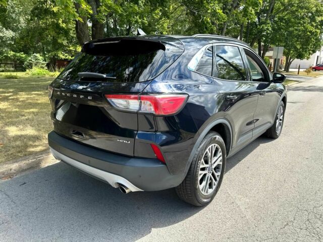 Черный Форд Эскейп, объемом двигателя 1.5 л и пробегом 18 тыс. км за 12300 $, фото 6 на Automoto.ua