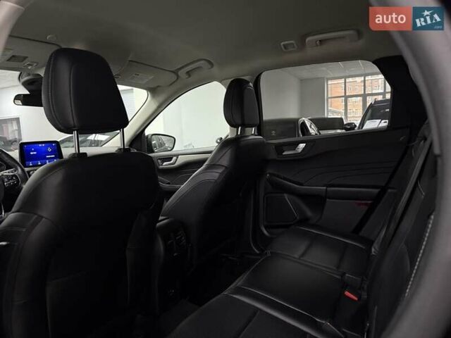 Чорний Форд Ескейп, об'ємом двигуна 1.5 л та пробігом 177 тис. км за 17000 $, фото 19 на Automoto.ua