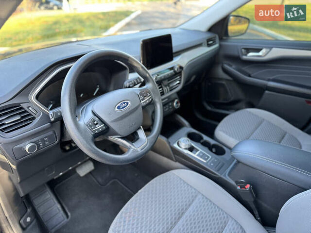 Черный Форд Эскейп, объемом двигателя 1.5 л и пробегом 68 тыс. км за 16500 $, фото 16 на Automoto.ua