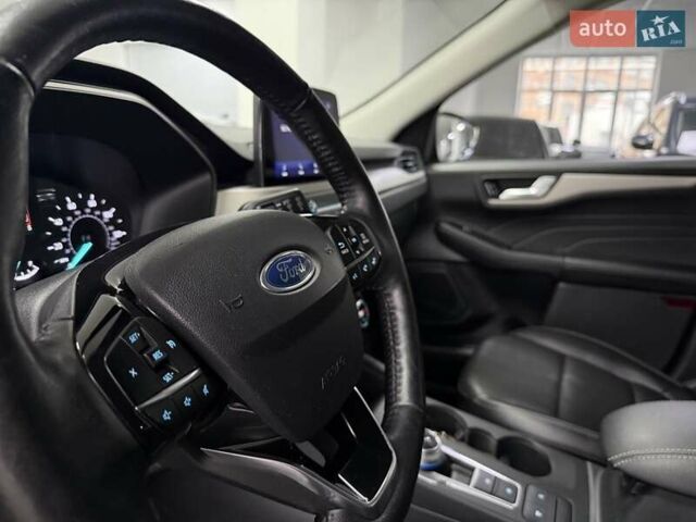 Чорний Форд Ескейп, об'ємом двигуна 1.5 л та пробігом 177 тис. км за 17000 $, фото 6 на Automoto.ua