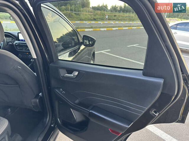 Черный Форд Эскейп, объемом двигателя 1.5 л и пробегом 53 тыс. км за 16900 $, фото 26 на Automoto.ua