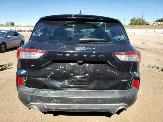 Черный Форд Эскейп, объемом двигателя 2.5 л и пробегом 145 тыс. км за 4900 $, фото 5 на Automoto.ua