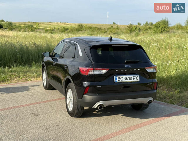 Черный Форд Эскейп, объемом двигателя 1.5 л и пробегом 42 тыс. км за 16500 $, фото 6 на Automoto.ua