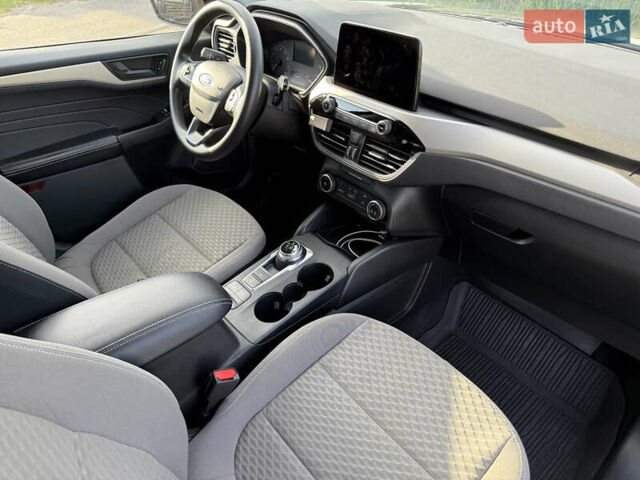 Черный Форд Эскейп, объемом двигателя 1.5 л и пробегом 42 тыс. км за 16500 $, фото 13 на Automoto.ua