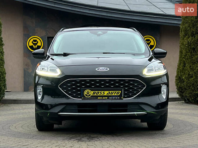 Чорний Форд Ескейп, об'ємом двигуна 2 л та пробігом 134 тис. км за 18900 $, фото 1 на Automoto.ua