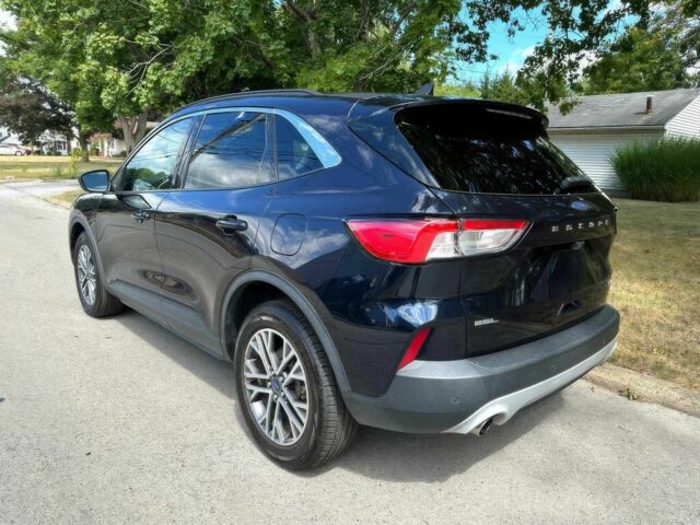 Черный Форд Эскейп, объемом двигателя 1.5 л и пробегом 18 тыс. км за 12300 $, фото 4 на Automoto.ua