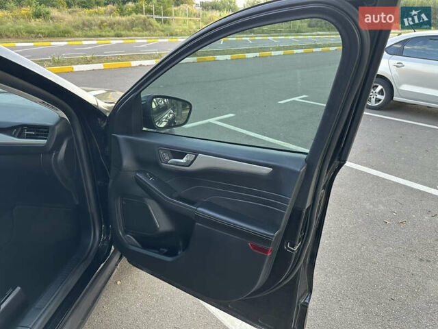 Черный Форд Эскейп, объемом двигателя 1.5 л и пробегом 53 тыс. км за 16900 $, фото 28 на Automoto.ua