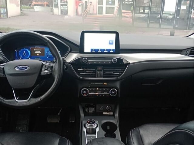 Чорний Форд Ескейп, об'ємом двигуна 2 л та пробігом 134 тис. км за 17999 $, фото 3 на Automoto.ua