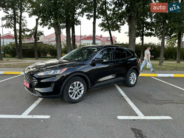 Черный Форд Эскейп, объемом двигателя 1.5 л и пробегом 53 тыс. км за 16900 $, фото 5 на Automoto.ua