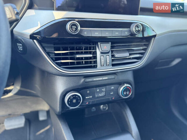 Черный Форд Эскейп, объемом двигателя 1.5 л и пробегом 68 тыс. км за 16500 $, фото 18 на Automoto.ua