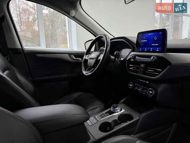 Чорний Форд Ескейп, об'ємом двигуна 1.5 л та пробігом 177 тис. км за 17000 $, фото 18 на Automoto.ua