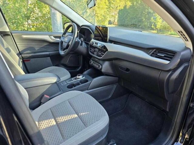 Черный Форд Эскейп, объемом двигателя 1.5 л и пробегом 58 тыс. км за 13000 $, фото 4 на Automoto.ua