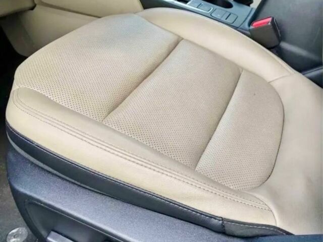 Черный Форд Эскейп, объемом двигателя 0 л и пробегом 64 тыс. км за 12400 $, фото 4 на Automoto.ua