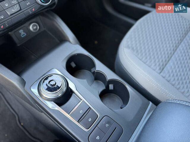 Черный Форд Эскейп, объемом двигателя 1.5 л и пробегом 68 тыс. км за 16500 $, фото 19 на Automoto.ua