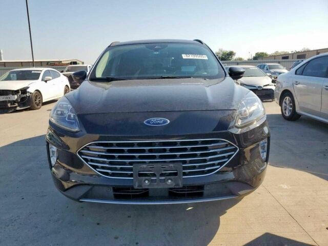 Черный Форд Эскейп, объемом двигателя 2 л и пробегом 43 тыс. км за 5100 $, фото 4 на Automoto.ua