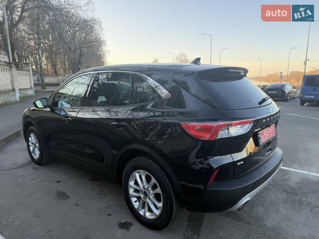 Черный Форд Эскейп, объемом двигателя 1.5 л и пробегом 186 тыс. км за 14600 $, фото 3 на Automoto.ua