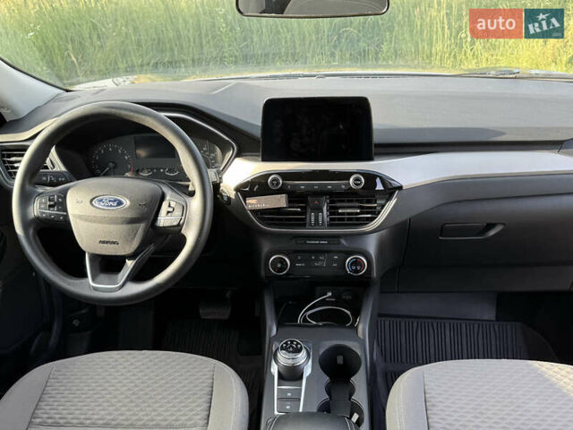 Черный Форд Эскейп, объемом двигателя 1.5 л и пробегом 42 тыс. км за 16500 $, фото 12 на Automoto.ua