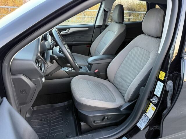 Черный Форд Эскейп, объемом двигателя 2.5 л и пробегом 117 тыс. км за 22650 $, фото 18 на Automoto.ua