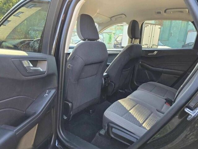 Черный Форд Эскейп, объемом двигателя 1.5 л и пробегом 58 тыс. км за 13000 $, фото 5 на Automoto.ua