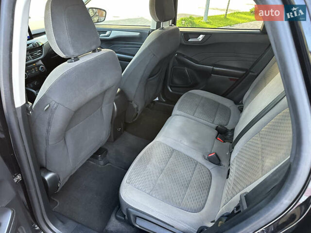 Черный Форд Эскейп, объемом двигателя 1.5 л и пробегом 53 тыс. км за 17299 $, фото 19 на Automoto.ua