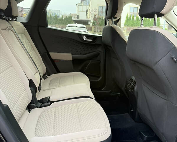 Черный Форд Эскейп, объемом двигателя 1.5 л и пробегом 89 тыс. км за 15199 $, фото 30 на Automoto.ua