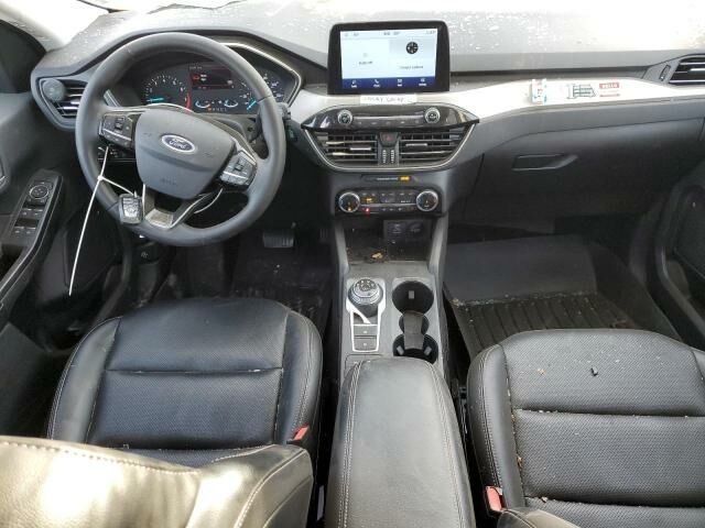 Черный Форд Эскейп, объемом двигателя 1.5 л и пробегом 52 тыс. км за 11500 $, фото 7 на Automoto.ua