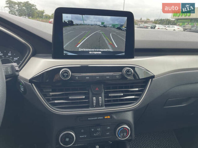 Чорний Форд Ескейп, об'ємом двигуна 1.5 л та пробігом 106 тис. км за 17999 $, фото 14 на Automoto.ua