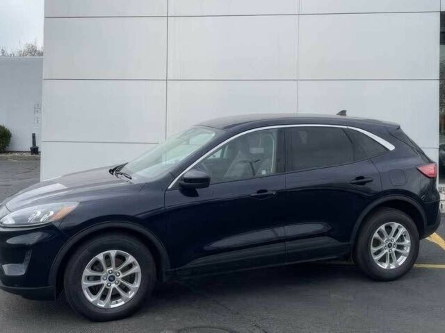 Черный Форд Эскейп, объемом двигателя 2 л и пробегом 19 тыс. км за 12400 $, фото 2 на Automoto.ua