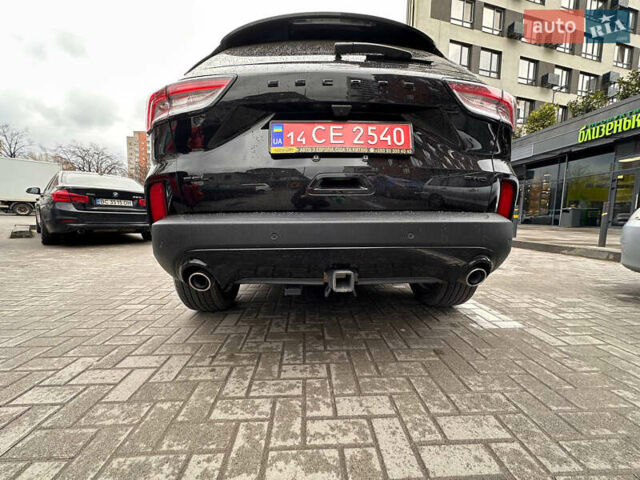 Черный Форд Эскейп, объемом двигателя 2 л и пробегом 18 тыс. км за 20900 $, фото 4 на Automoto.ua