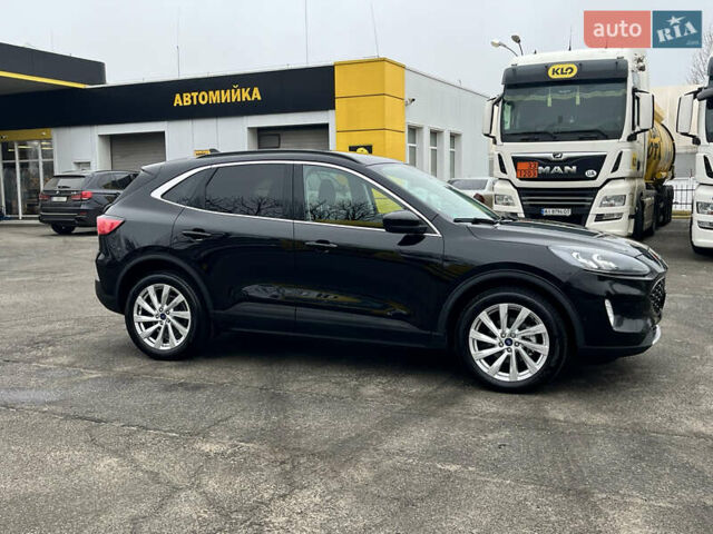 Черный Форд Эскейп, объемом двигателя 2 л и пробегом 42 тыс. км за 20000 $, фото 28 на Automoto.ua