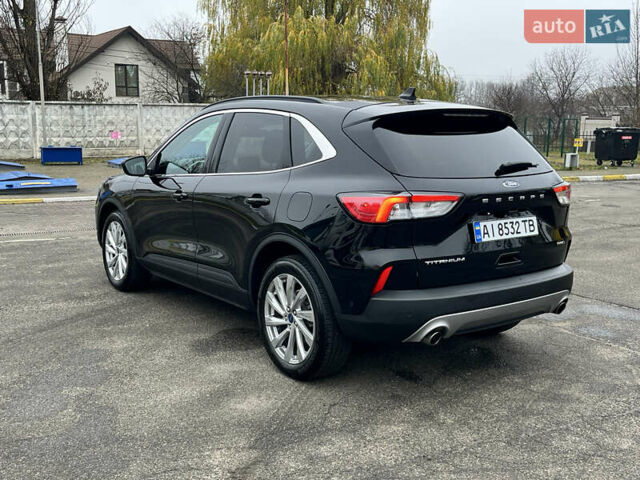 Черный Форд Эскейп, объемом двигателя 2 л и пробегом 42 тыс. км за 20000 $, фото 20 на Automoto.ua