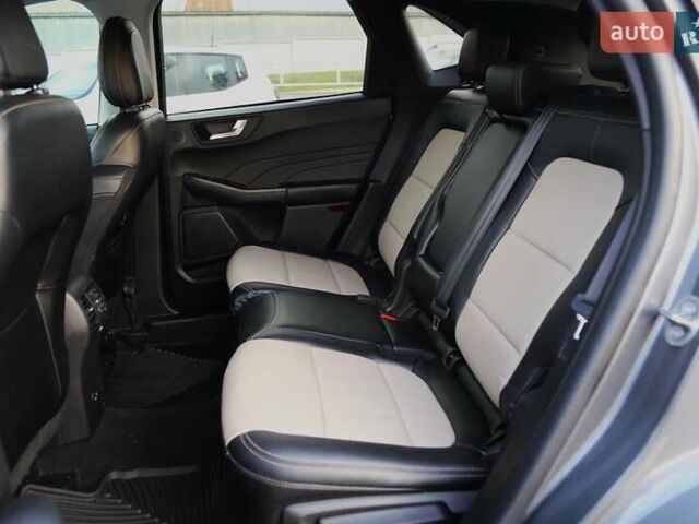 Черный Форд Эскейп, объемом двигателя 2.5 л и пробегом 39 тыс. км за 26800 $, фото 8 на Automoto.ua